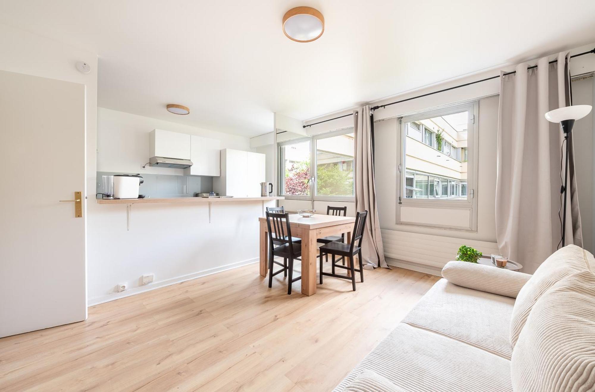 Montparnasse & & Downtown Apartment